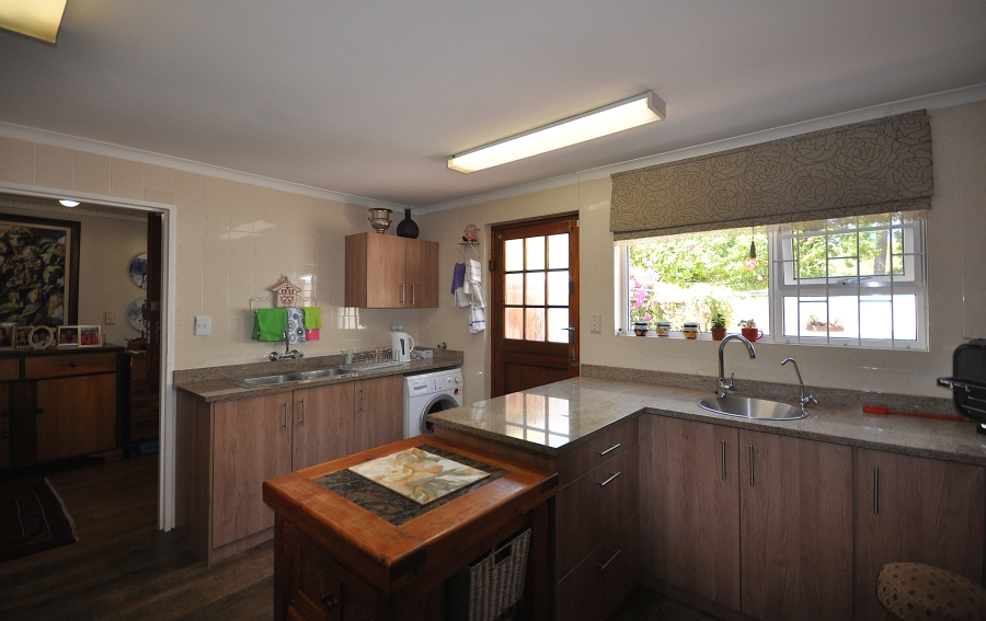 3 Bedroom Property for Sale in Paradyskloof Western Cape